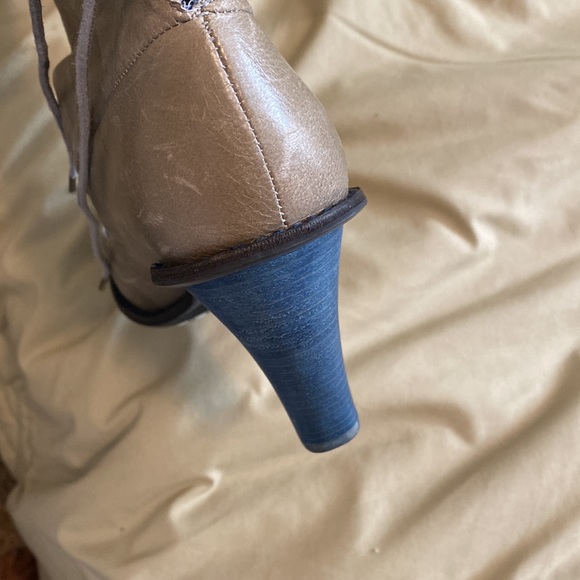 Ankle Boot size 9.5 New - Picture 8 of 8